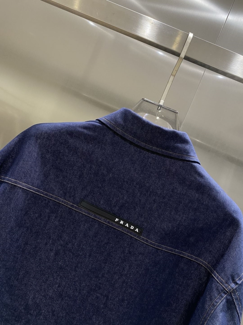 Pra*a outwear